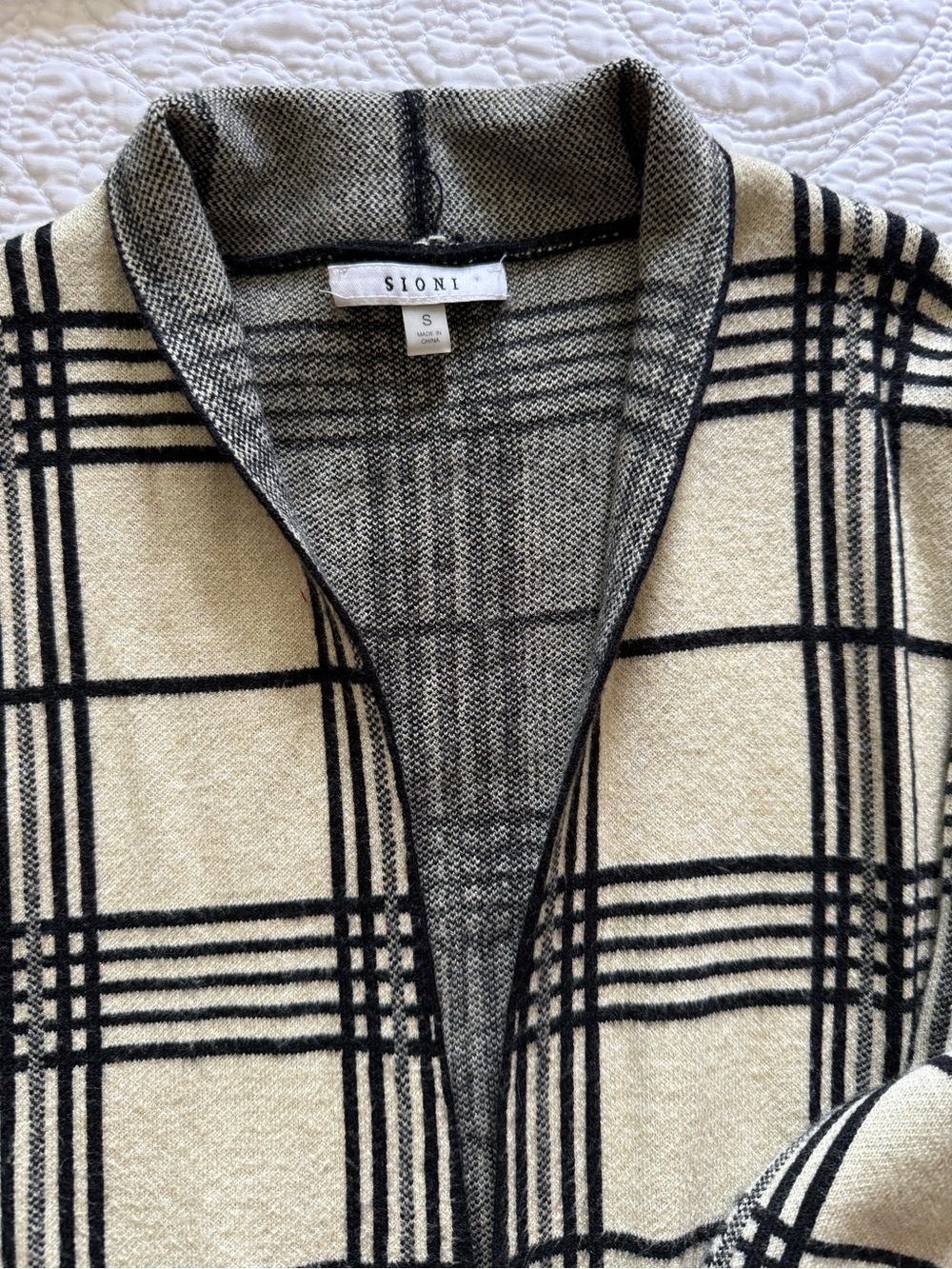 Sioni Cream and Black Plaid Shawl-Collar Cardigan